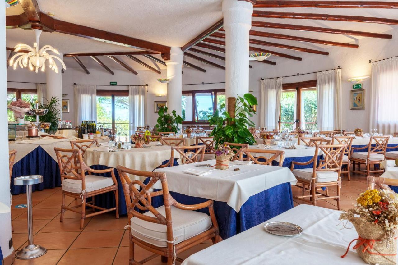 Hotel Punta Est Baja Sardinia Zewnętrze zdjęcie