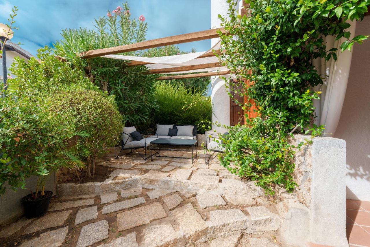 Hotel Punta Est Baja Sardinia Zewnętrze zdjęcie