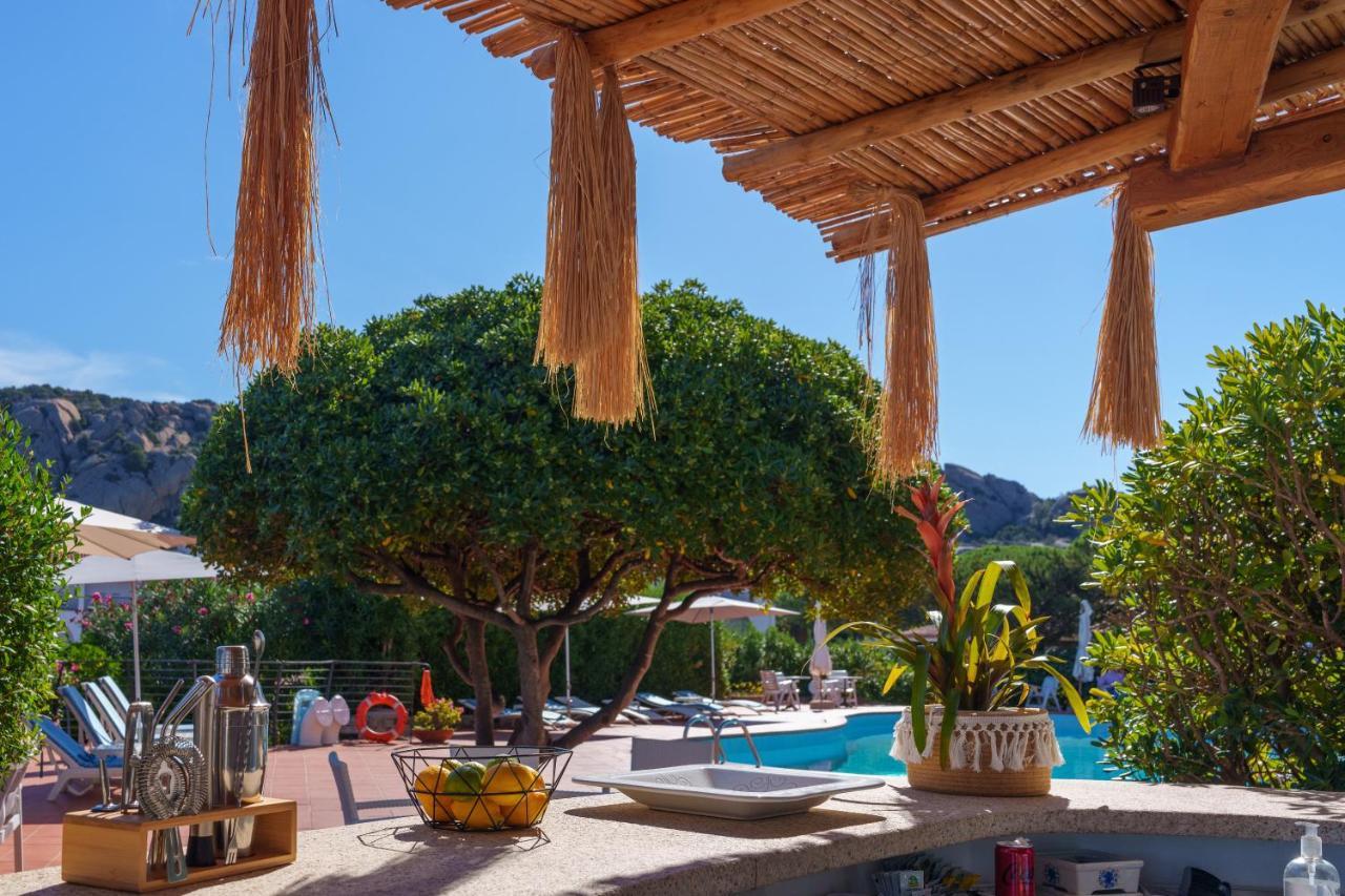 Hotel Punta Est Baja Sardinia Zewnętrze zdjęcie