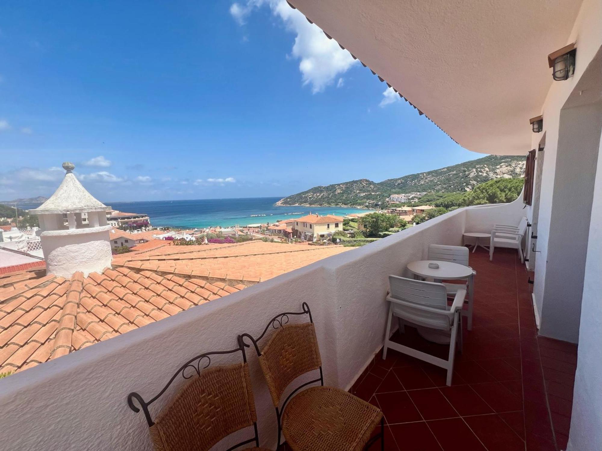 Hotel Punta Est Baja Sardinia Zewnętrze zdjęcie