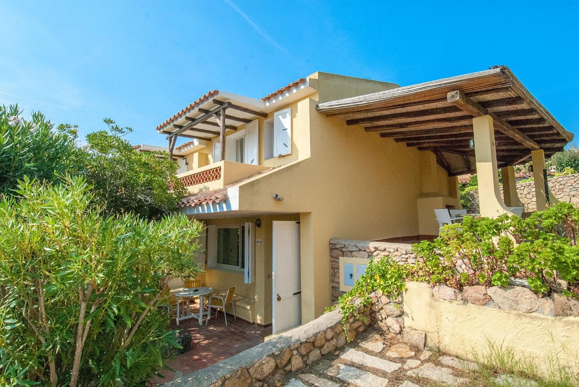 Hotel Punta Est Baja Sardinia Zewnętrze zdjęcie